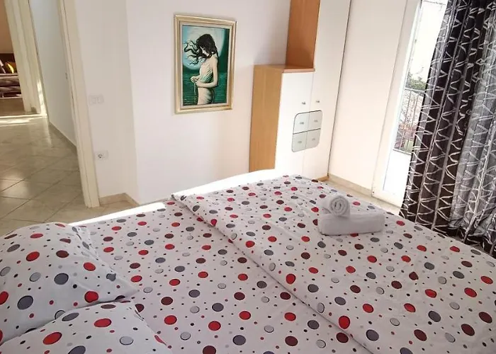 דירה I Ii טיראנה