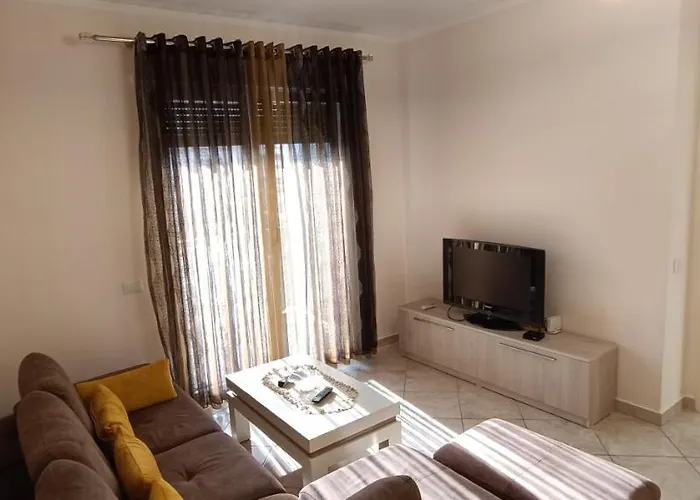 I Ii Apartment