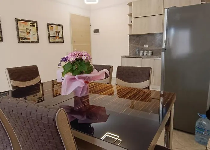 I Ii Апартаменты Тирана